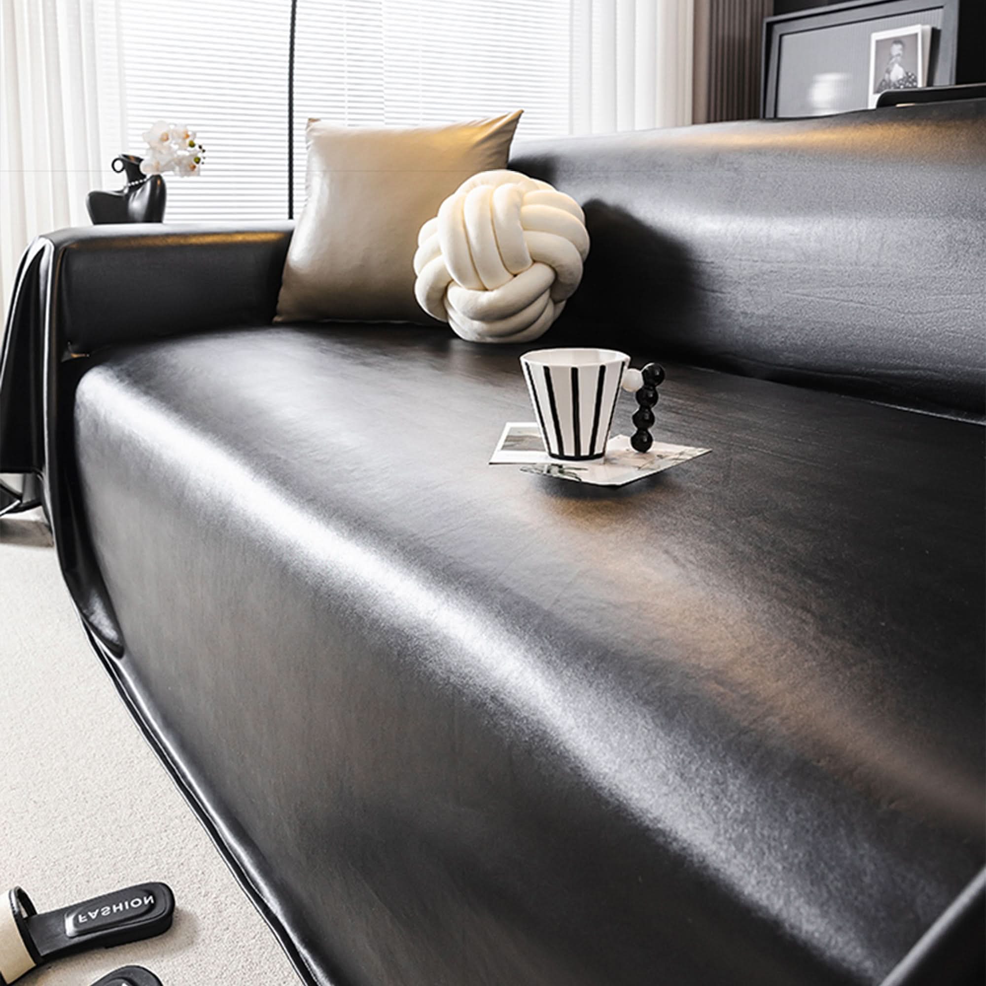 Capa de Sofá Couro Sintético Premium Anti-Arranhões Repelente de Pelos