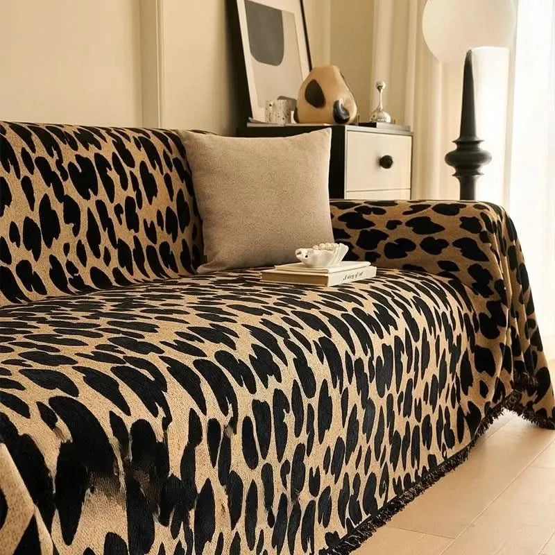 Capa Sofá Anti-Pelos LeopardLuxe™ - Proteção Premium em Chenille