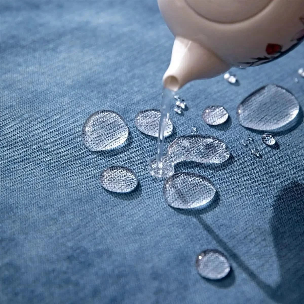 Capa Anti-Xixi MaxProtect para Sofás em Chenille